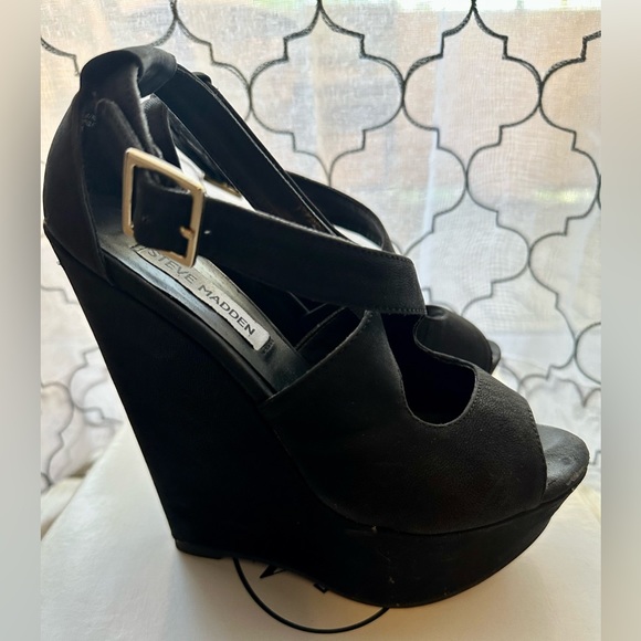 Steve Madden - Xternal Platform Wedge Heel - Picture 1 of 15